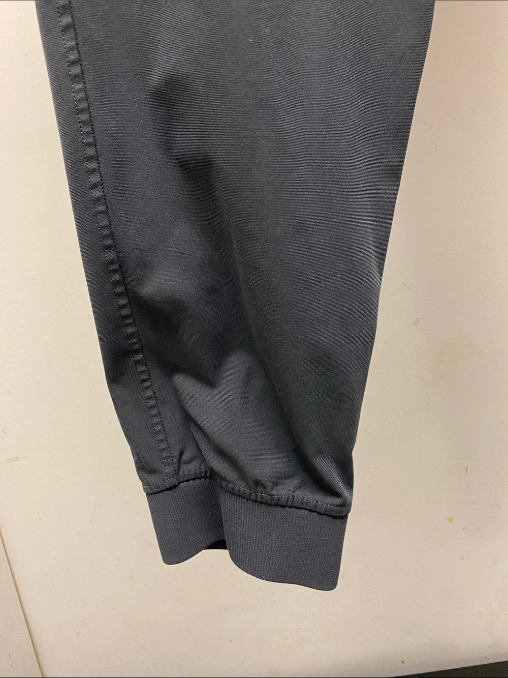 N/A comfortable jogger
